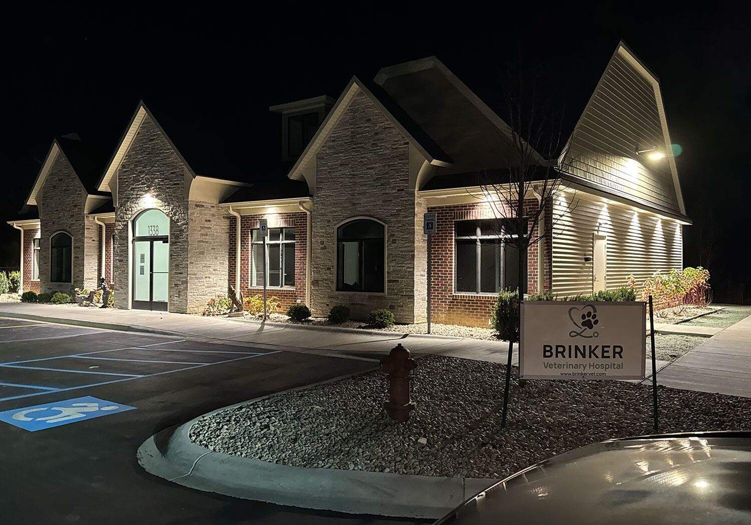 exterior building for Brinker Veterinary Hospital at night